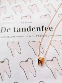  toothy necklace rosé gold