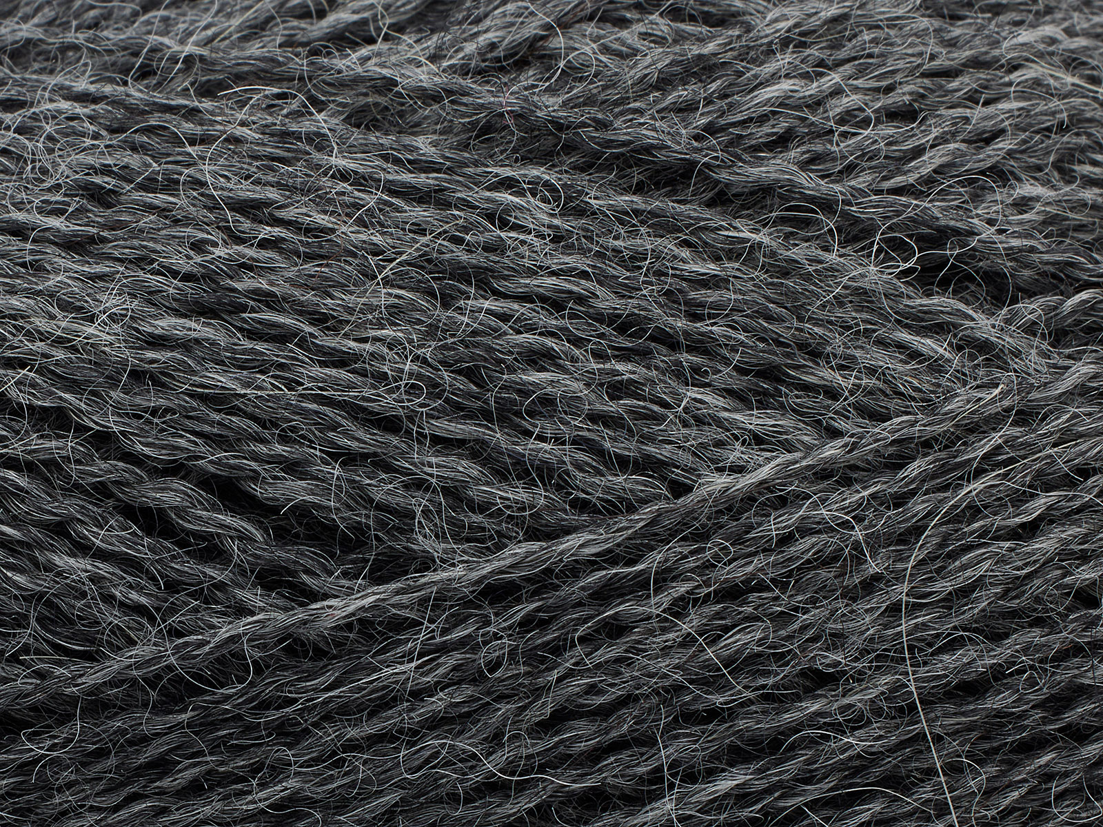 402 Alva Filcolana - Medium Grey