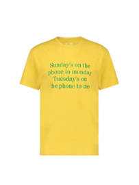 Sundays on the phone T-shirt Geel