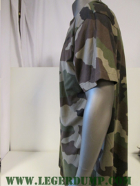 T-Shirt camouflage maat 120 (valt als XXXXL) groen bruin zwart