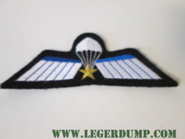 Opnaai embleem "Wing" (voor het "nette pak").
