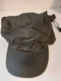 Fieldcap met nekbescherming  groen