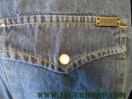 Spijkerblouse met drukknopen