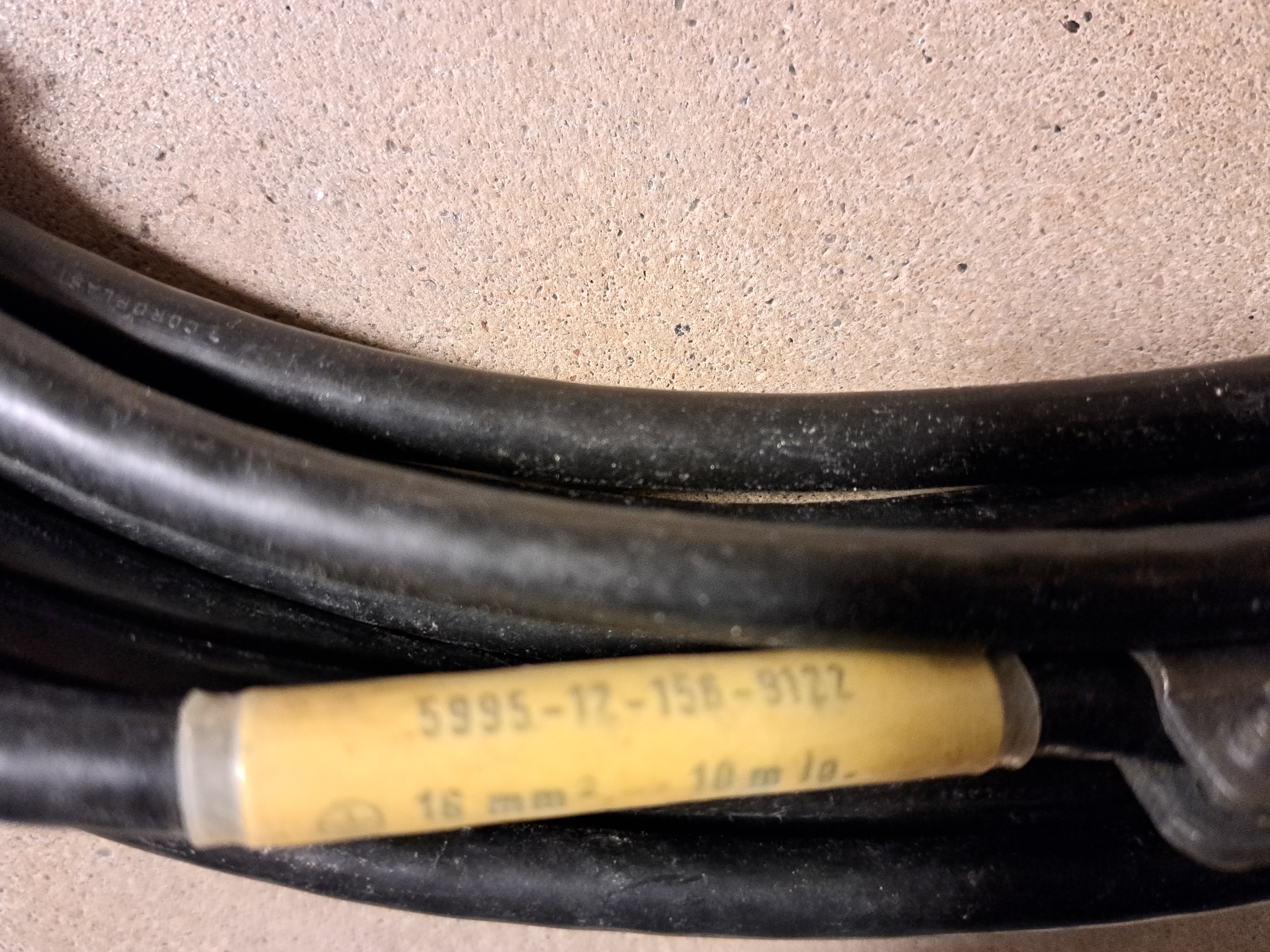 2 x Kabel in tas voor sem 25/35
