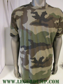 T-Shirt camouflage maat 120 (valt als XXXXL) groen bruin zwart
