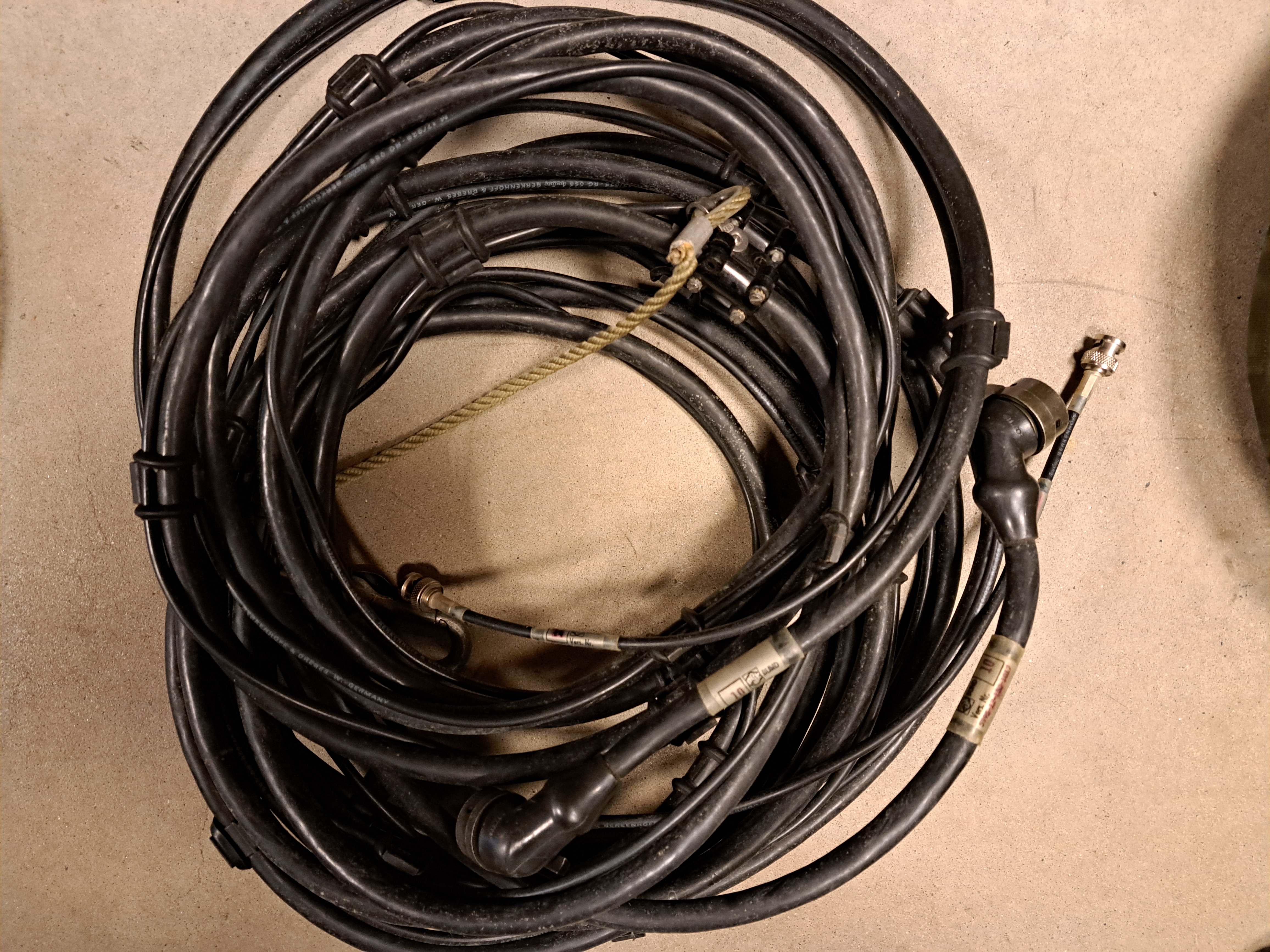 2 x Kabel in tas voor sem 25/35
