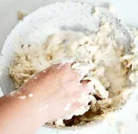 Sint klei Diy maken (met sint verrassing steker)
