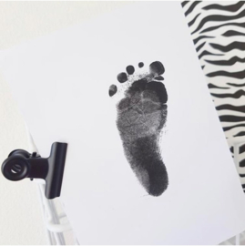 Baby hand- en voetafdruk maken