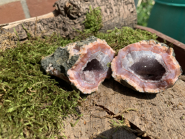 Roze Chalcedon Geode