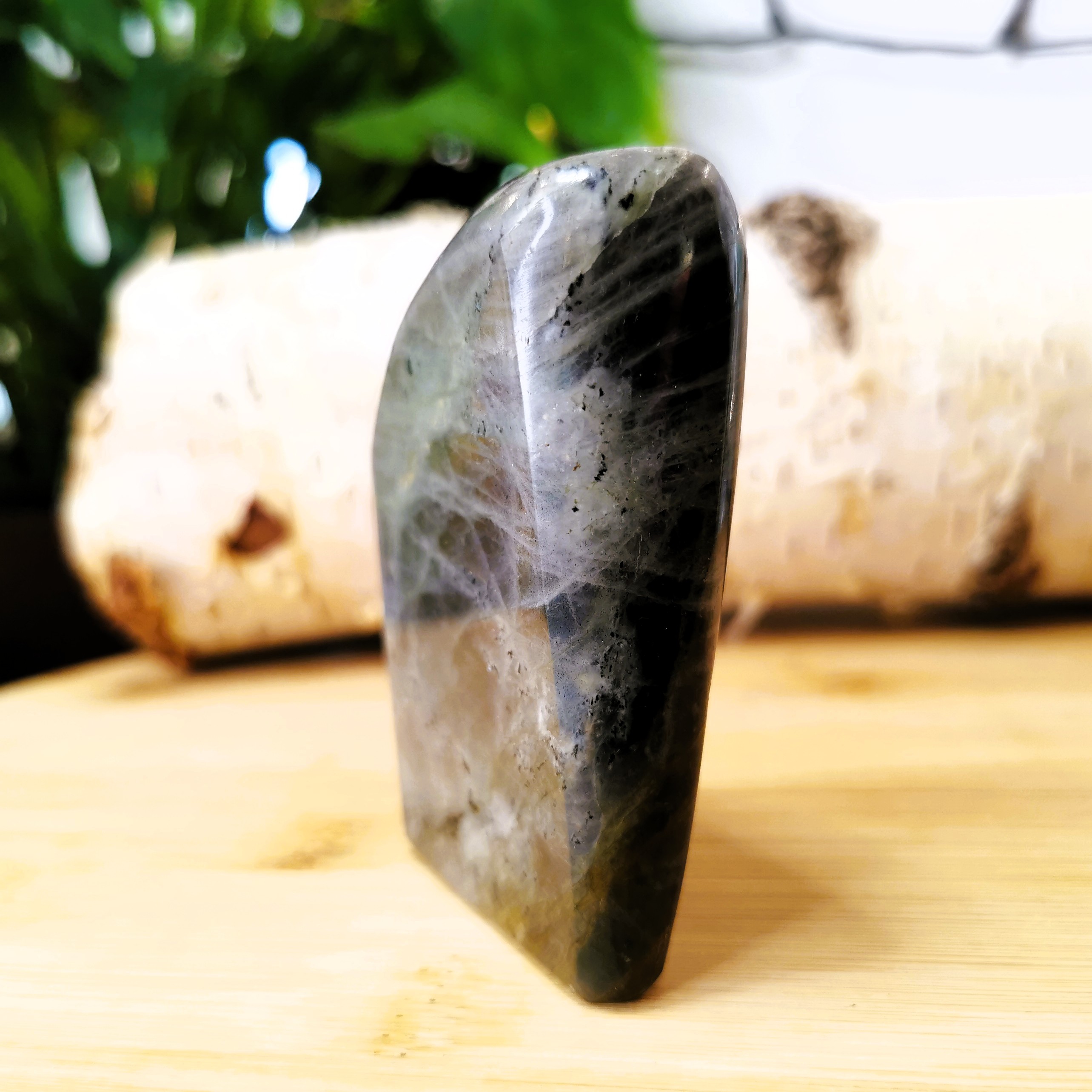 Paarse Labradoriet Sculptuur