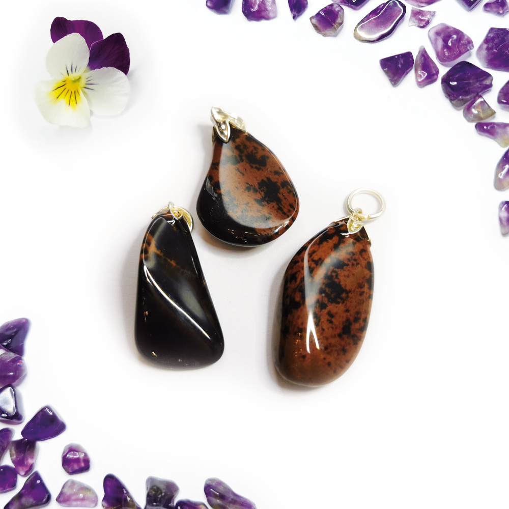 Obsidiaan Mahony hanger