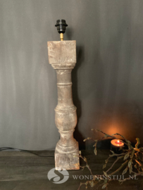 Lamp | Oude baluster