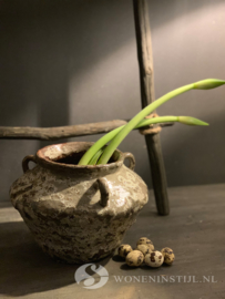 Muggle Pottery Vase
