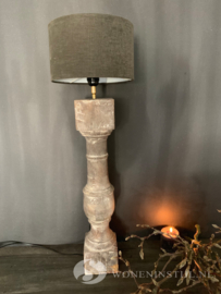 Lamp | Oude baluster