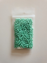 10. Rocailles 3mm VMD Green - +/- 400 stuks