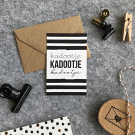 Mini kaartjes met kraft envelop- Kadootje - 2 stuks - Studio Thoés