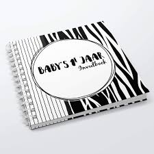 Invulboek - Baby's 1e jaar - Pakketpost!