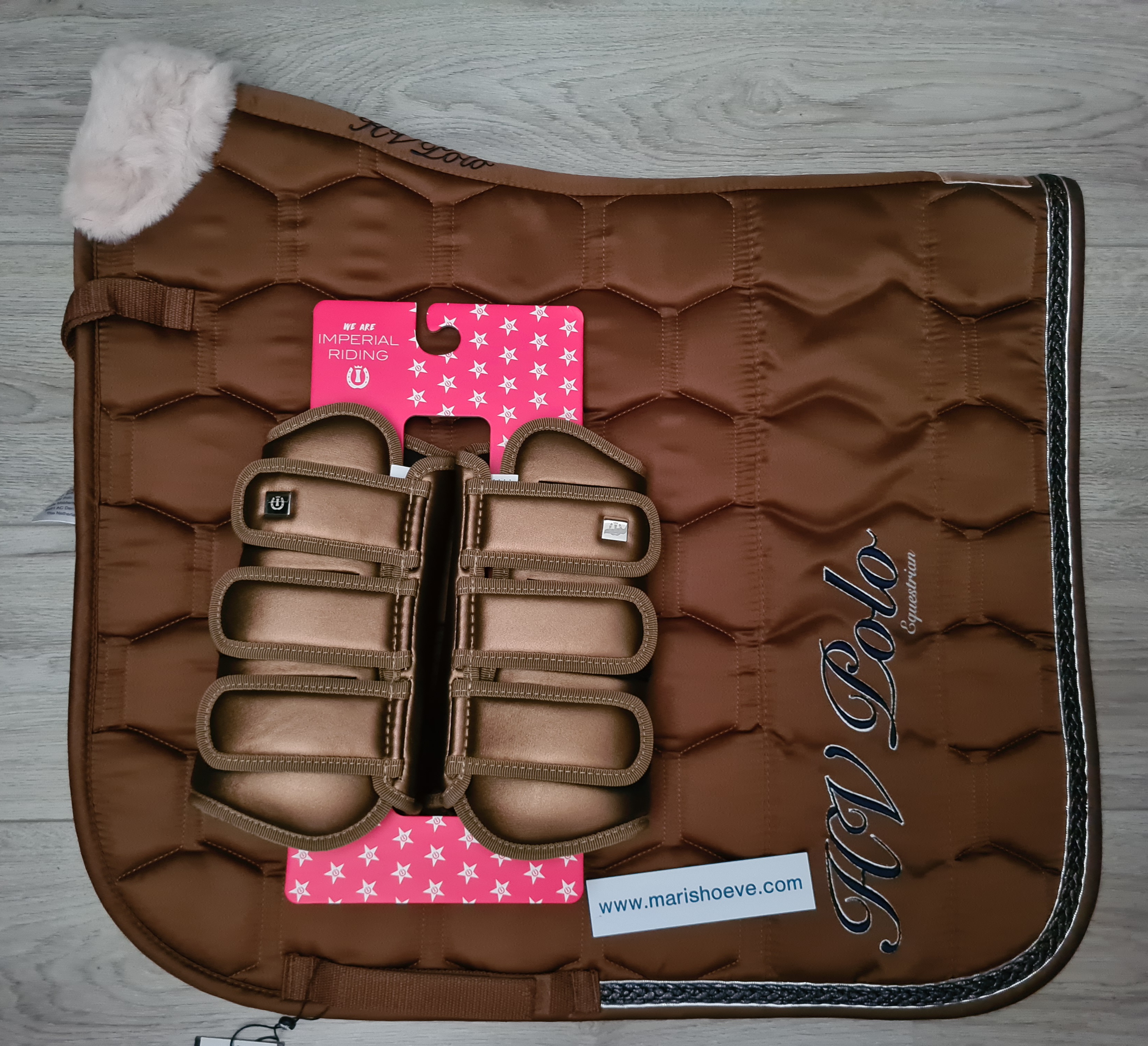 Luxe Voordeel Set  Wayomi camel full MET GRATIS BESCHERMERS!