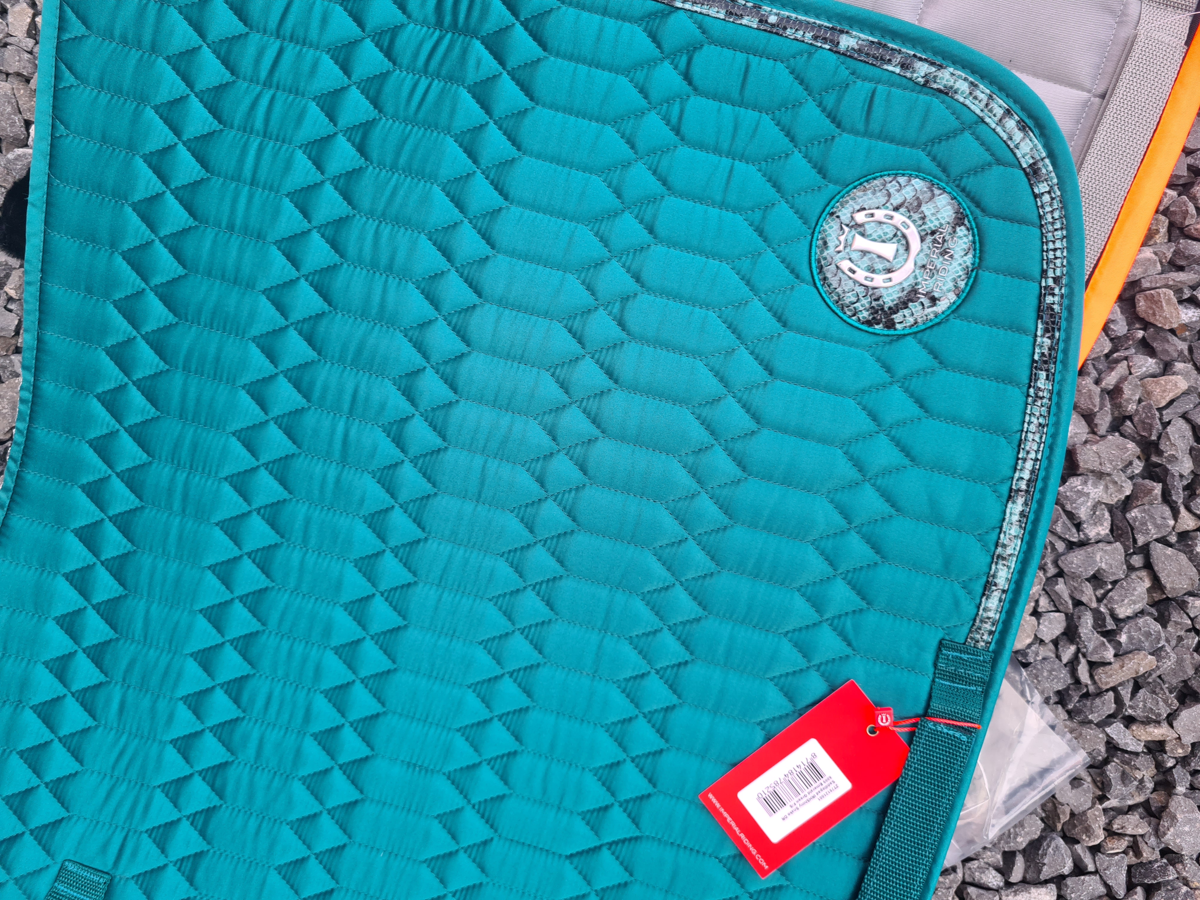MEGA DEAL! 3 dekjes voor de prijs van 1 Full dressuur IR!