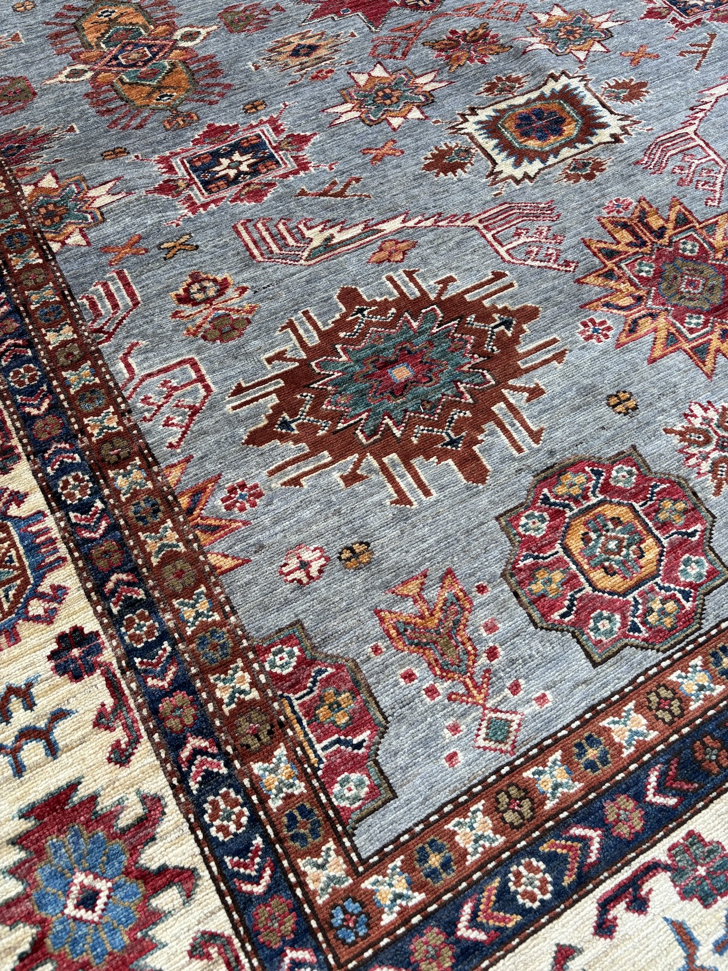 Kazak tapijt maat: 275x188
