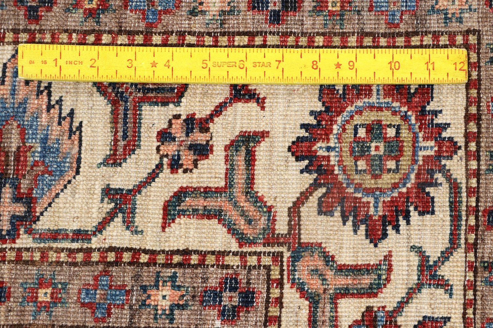 kazak tapijt maat: 342x248