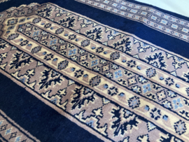 Karachi tapijt maat: 130x65