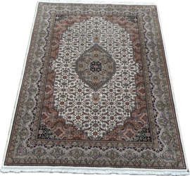 Bidjar tapijt maat: +/- 177x244