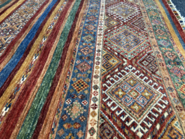 Dagahestan tapijt Maat: 317x210