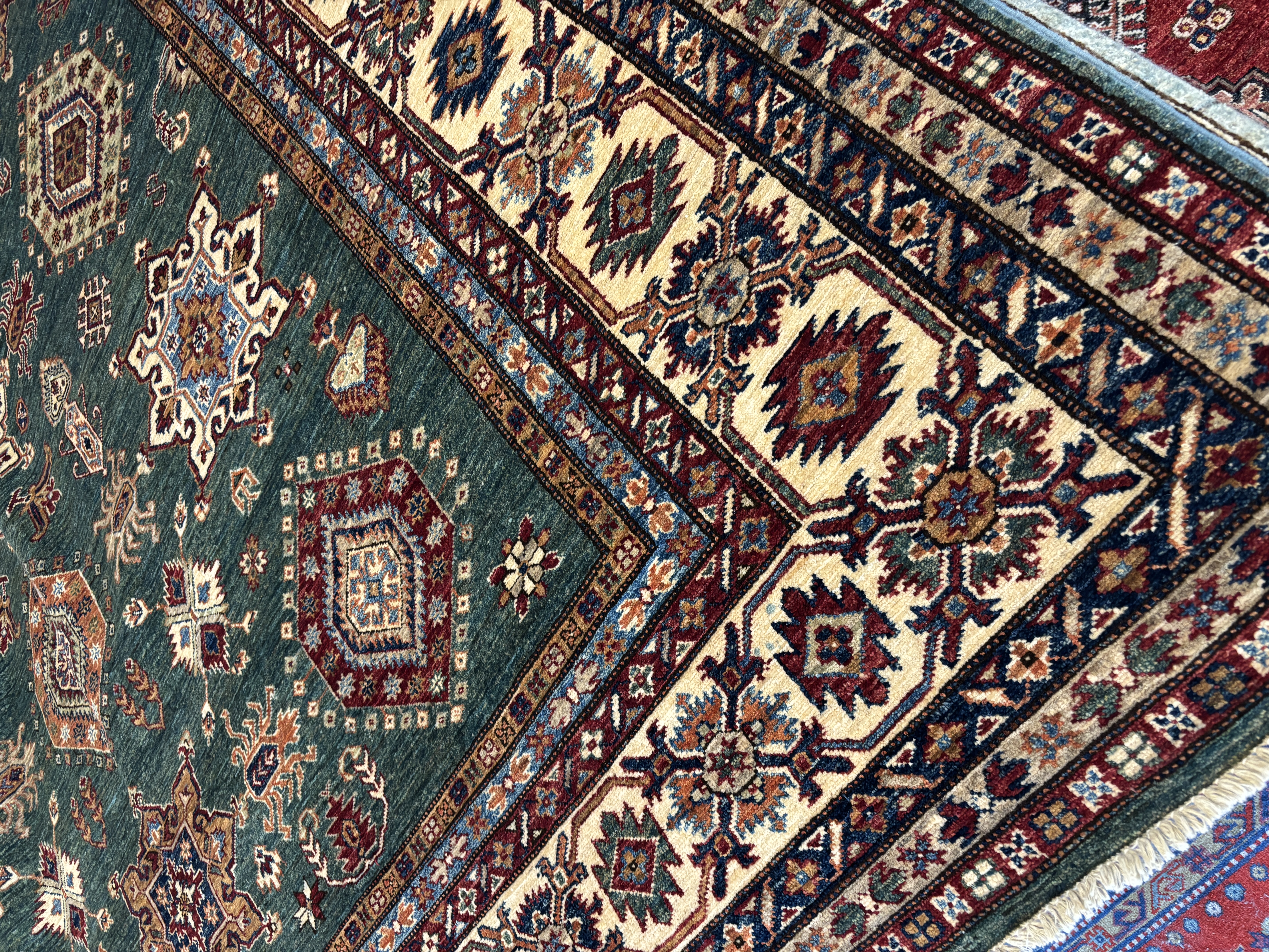 Kazak tapijt maat: 380x253