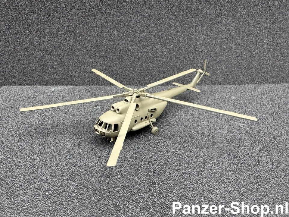 (TT) Mil Mi-8 Helikopter