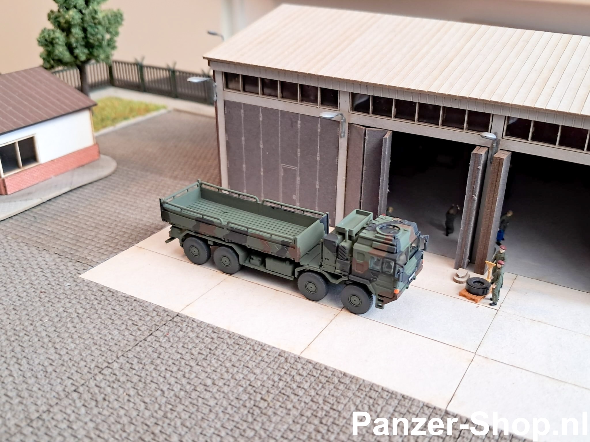 (N) RMMV HX 15t 8x8, Open