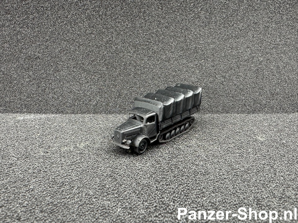(N) Mercedes-Benz L4500 Maultier, Plane