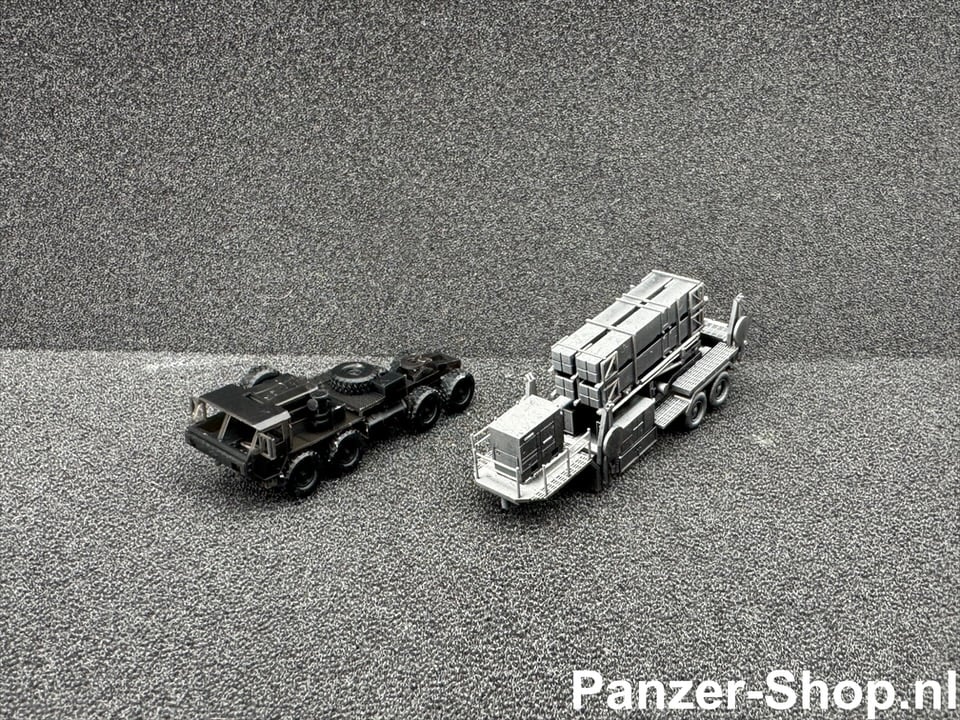 (TT) HEMTT M983 & Patriot Missile System MIM-104 SAM
