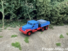 KrAZ 258 Zugmaschine Zivil (N Fertigmodell)