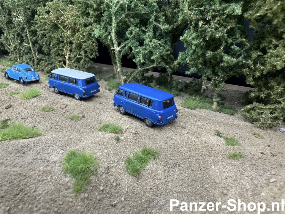Barkas B1000 Bus (Blau) (TT Fertigmodell)