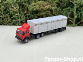 (N) Mercedes-Benz NG, Tractor & Livestock Trailer