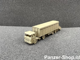 (TT) MAN F2000, Tractor & Livestock Trailer (Active)