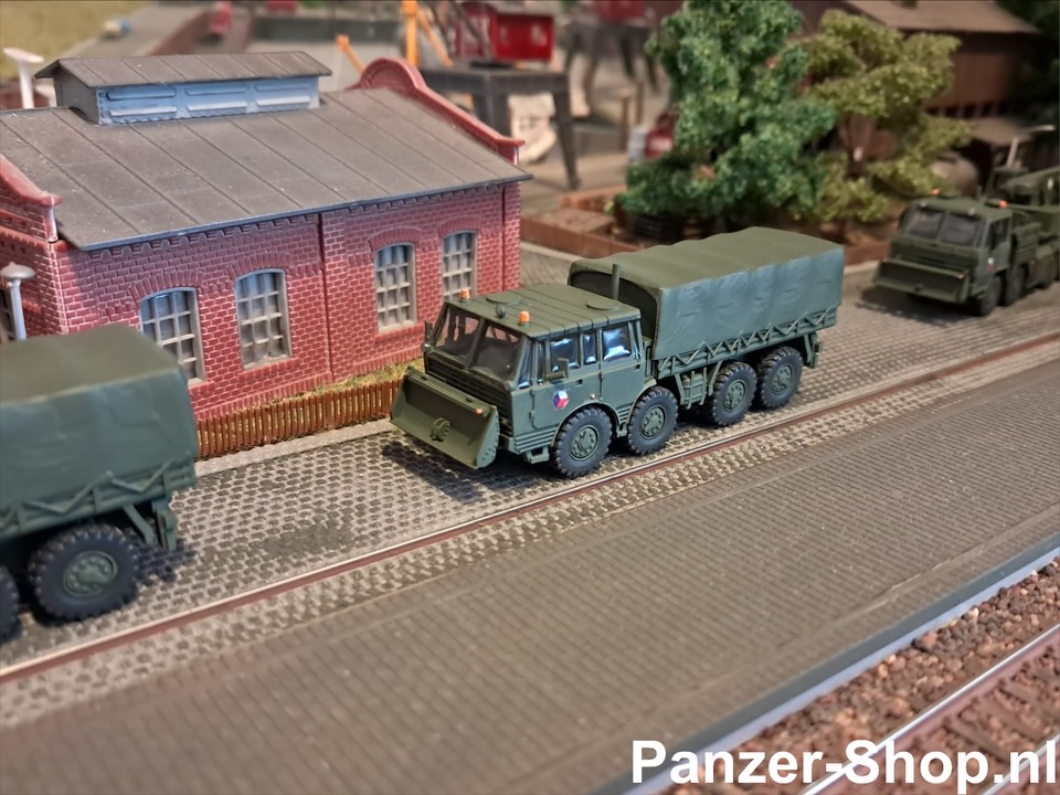 (TT) Tatra 813, Planierschild