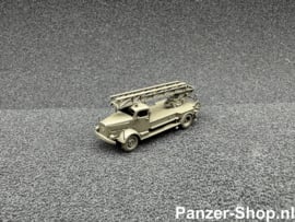(TT) Mercedes-Benz L4500 DL30 Ladder Truck