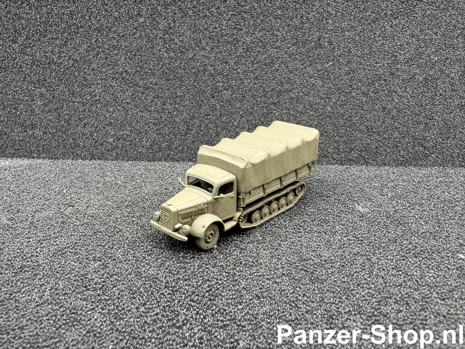 (N) Mercedes-Benz L4500 Maultier, Canvas