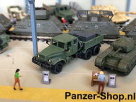 (N) KrAZ 258, Zugmaschine Doppelkabine