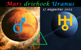 Mars driehoek Uranus - 17 augustus 2023