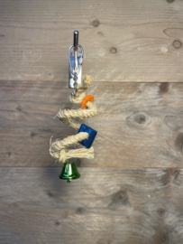 Spiral rope in sisal with colourful bell mini