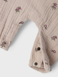 Lil' Atelier Baby NBFTAMINA LOOSE OVERALL LIL