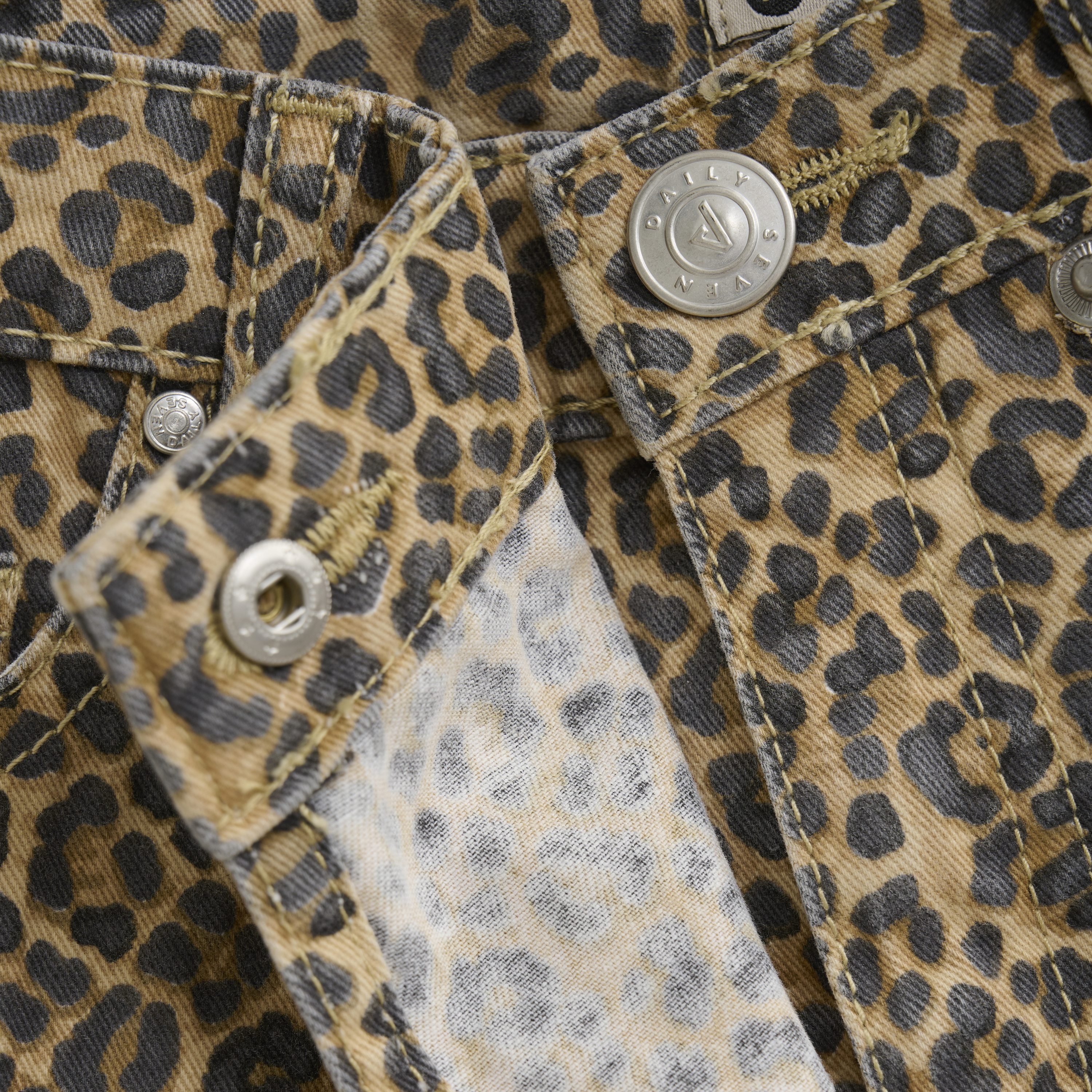 DAILY7   Twill Skort Animal