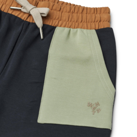 Wheat Sweat shorts Elmo