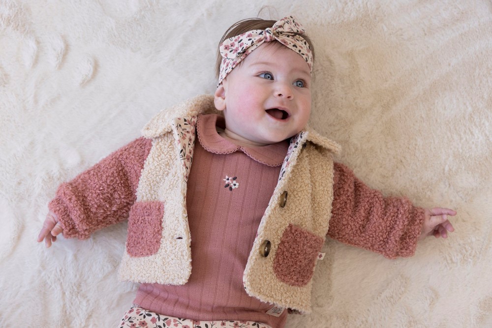Feetje   Bouclé jasje - Woodland Bloom