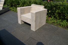 Lounge stoel steigerhout