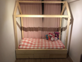 Bed Huisje