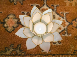lotusbloem theelichthouder wit
